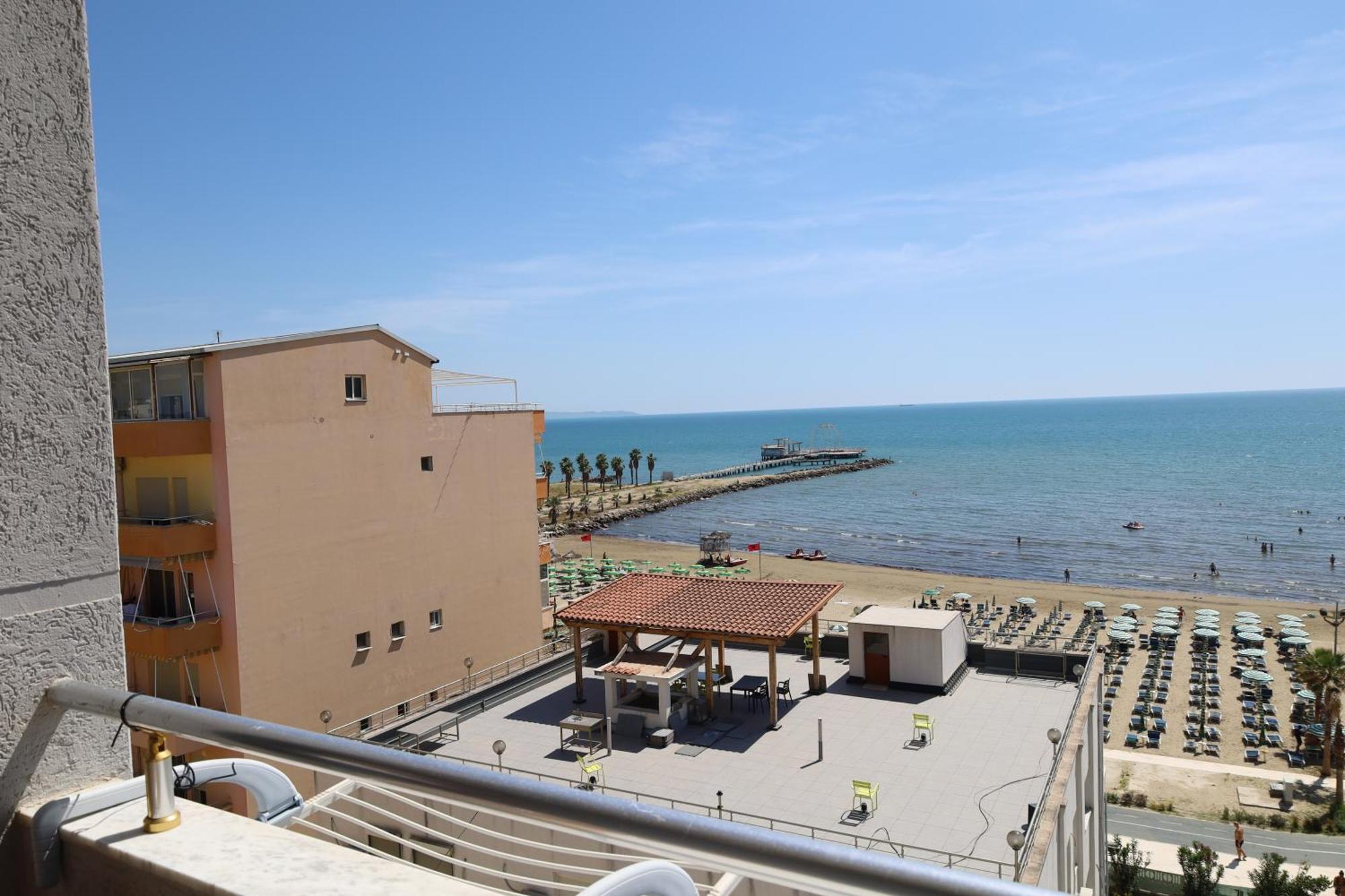 Seaside Apartment Best Durrës Kültér fotó